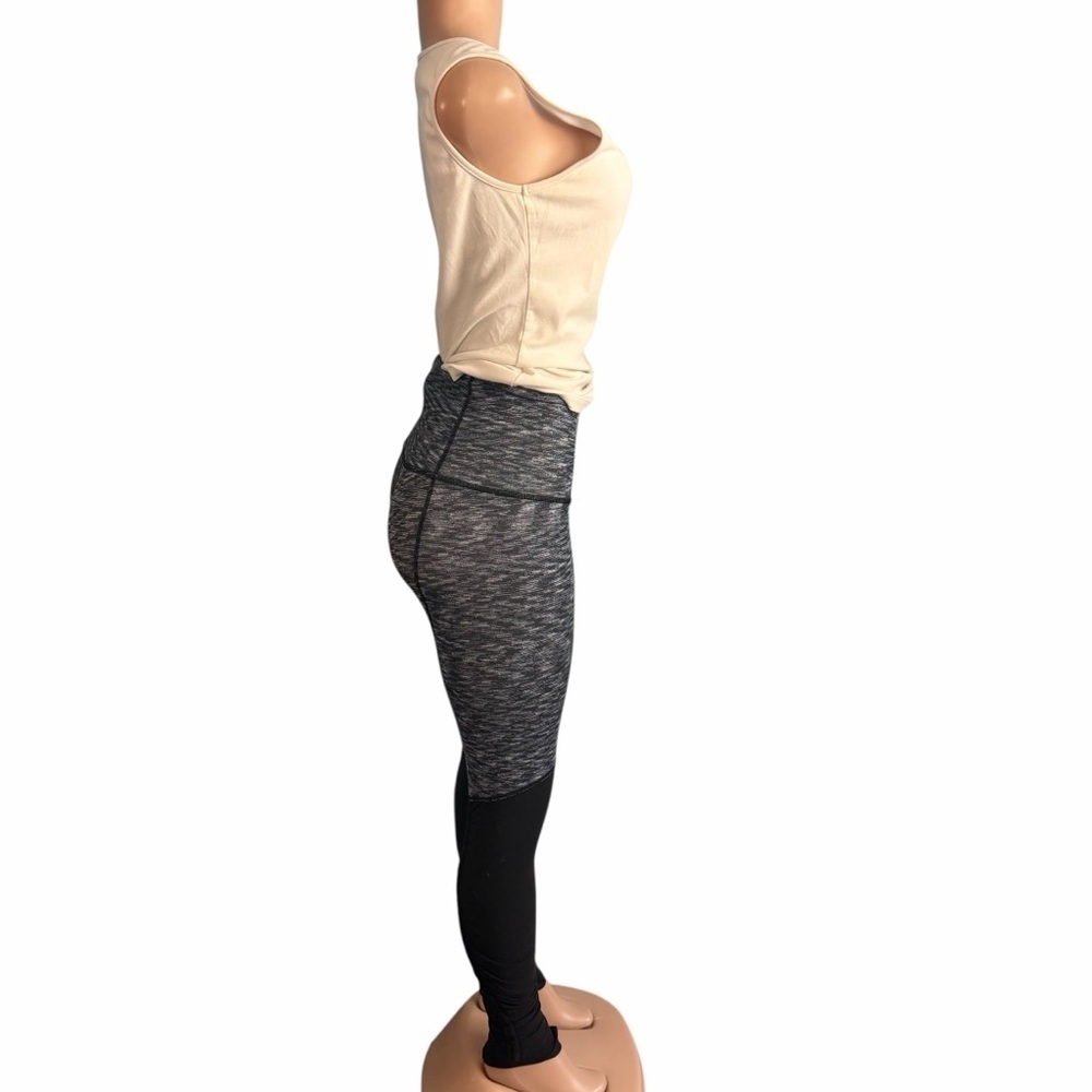 3/$30 ☀️ Lululemon Wunder Under Pant *Stirrup Dramatic Static White Black - Picture 5 of 9